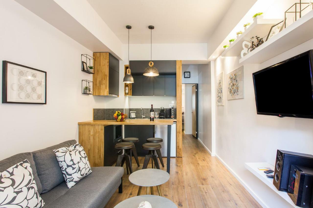 Lazaristes Compact Living Tessalónica Exterior foto