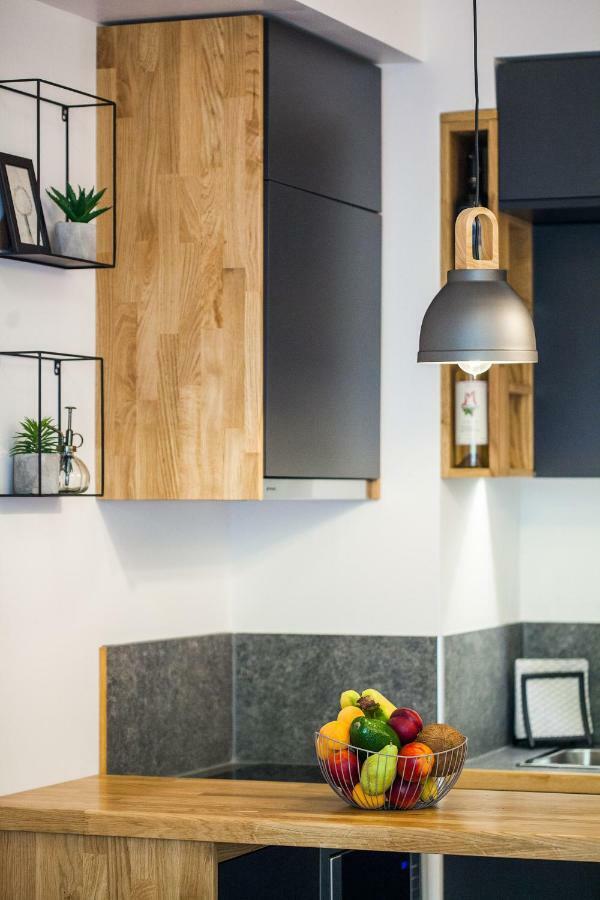 Lazaristes Compact Living Tessalónica Exterior foto